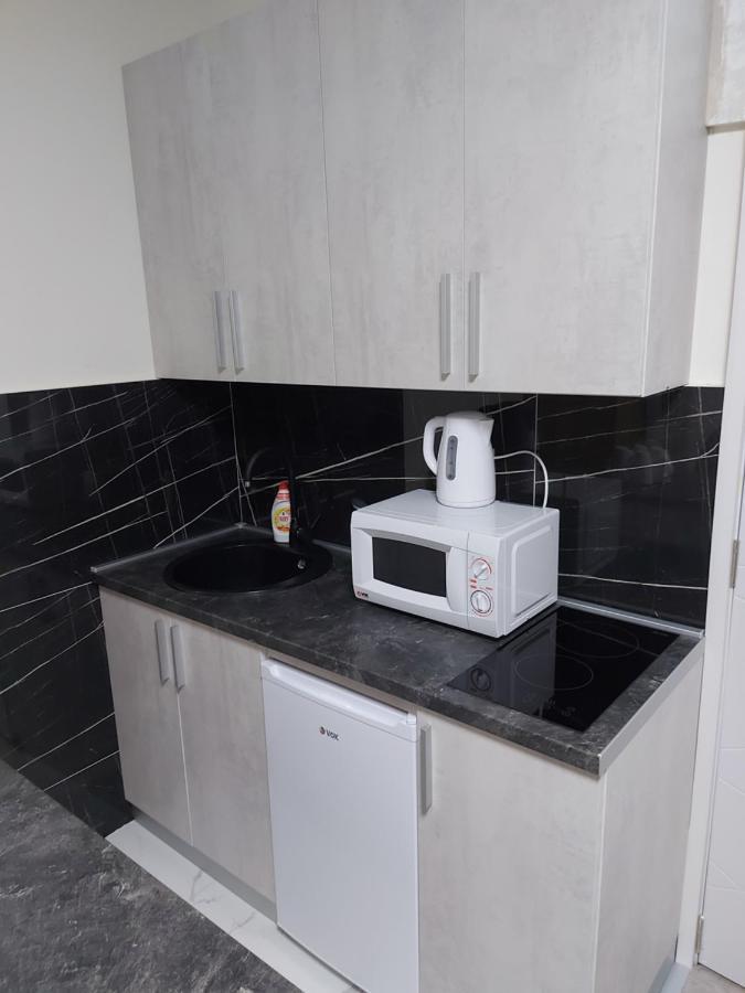Apartman Mikikiki Belgrado Exterior foto
